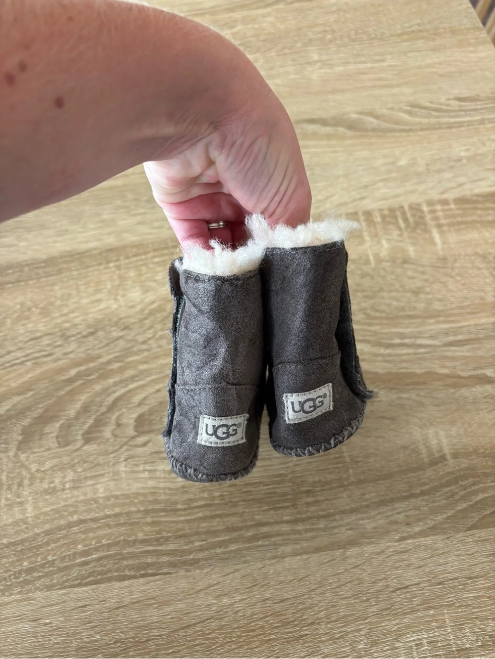 UGG Caden baby boots size 2/3